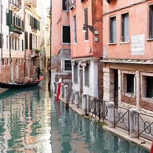 Apartment Residenza San Marco 4893, Venice