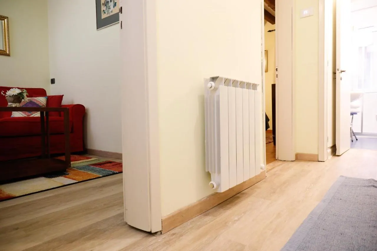 Apartment Appartamento San Marco Frezzaria Venice